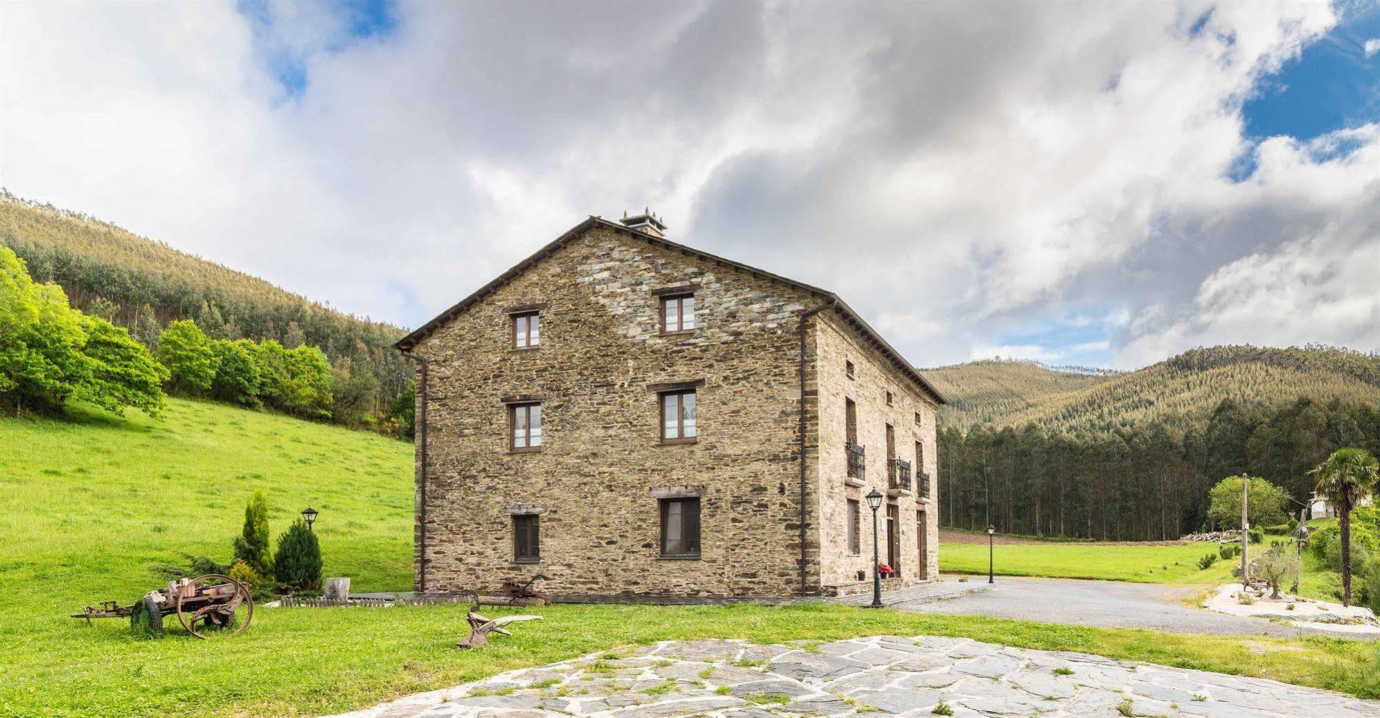 Country house O Bizarro